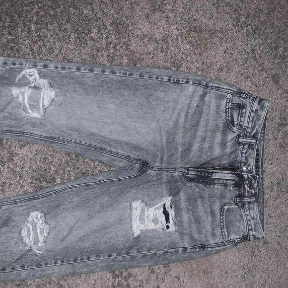 American Eagle Jeans - Picture 2 of 5